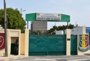 Photo Portail de la prison de Reubeuss à Dakar