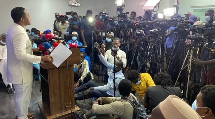 Bougane Gueye Dany en conférence de presse.
