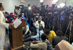 Bougane Gueye Dany en conférence de presse.