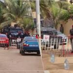 manifestation de Yewwi Askan Wi, la Police ferme tous les accès qui mènent au domicile de Ousmane SONKO.